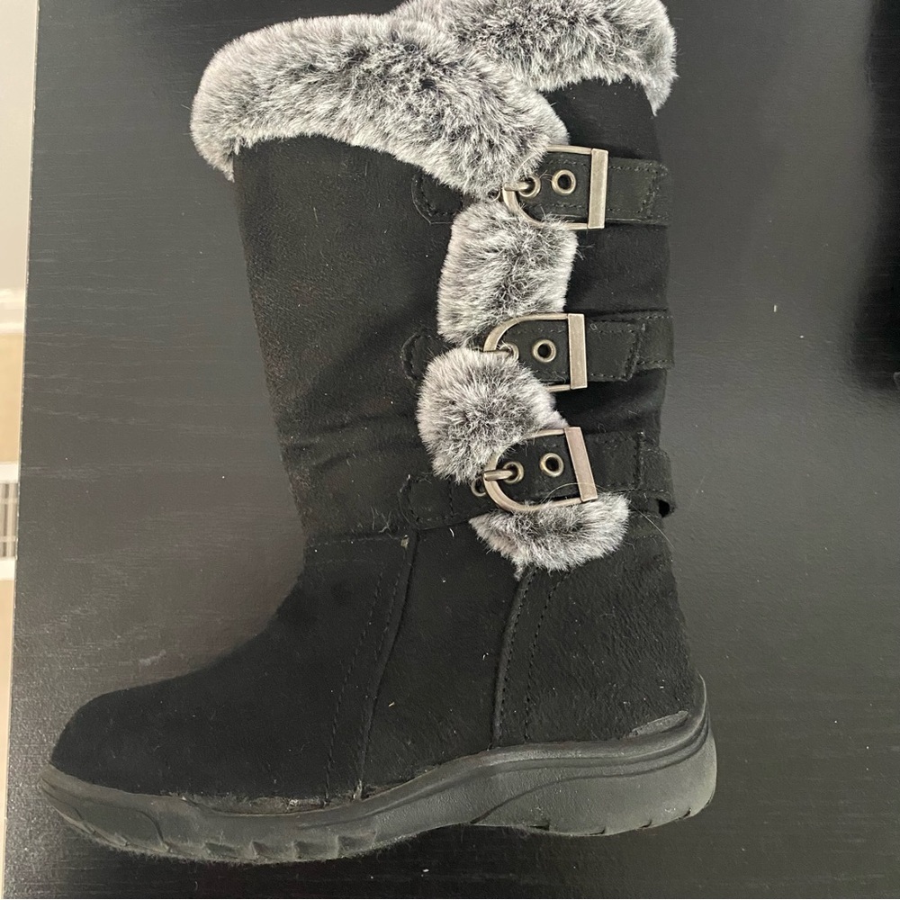Black Fur-Lined Winter Boots - Picture 3 of 9